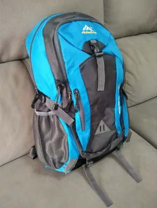 Mochila Alaska 40L Azul y Gris