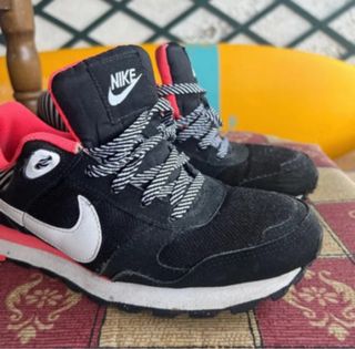 Zapatillas Nike Negras y Rosas