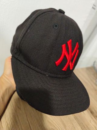 Gorra New York Yankees Negra Roja