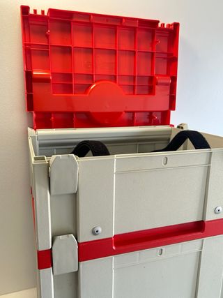 Caja de herramientas apilable