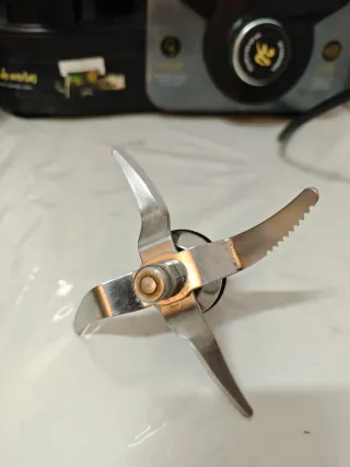 Cuchilla Cecotec Mambo
