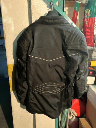 Blusão motard preto quase novo