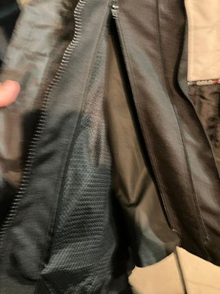 Blusão motard preto quase novo