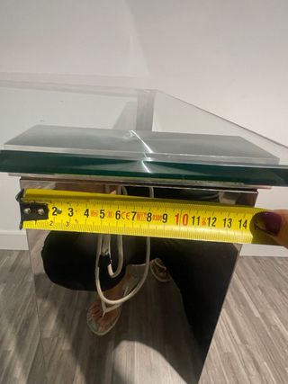 Mesa de cristal patas plateadas