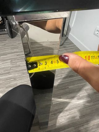 Mesa de cristal patas plateadas