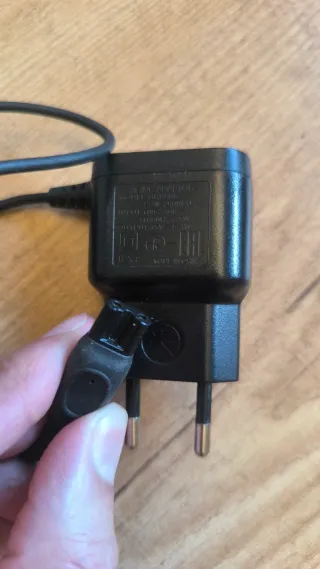 Cargador Philips para Afeitadora