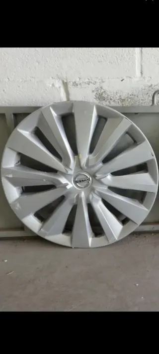 Tapacubo Nissan Original 16