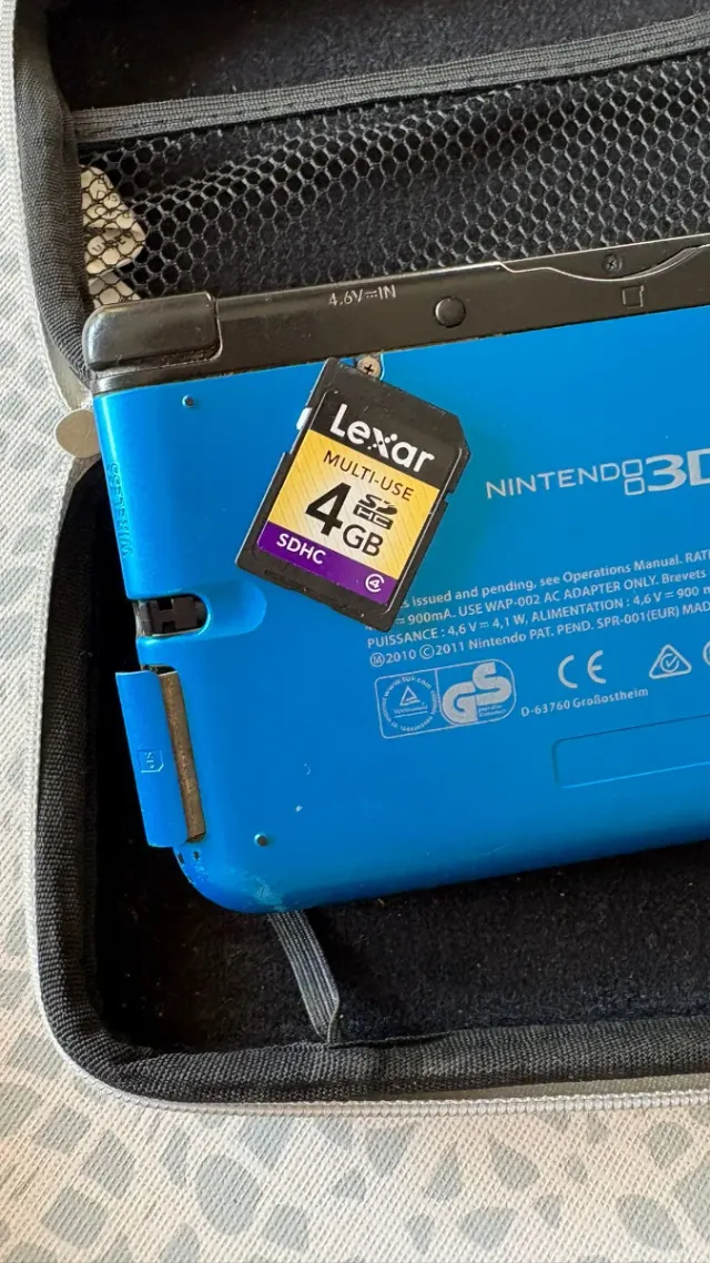 Nintendo 3DS XL Azul y Negra