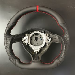 Volante SEAT León Negro con Costuras Rojas