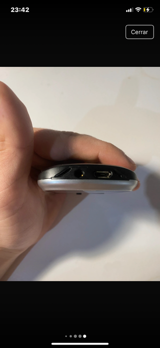 Telefono cellulare Alcatel argento e nero