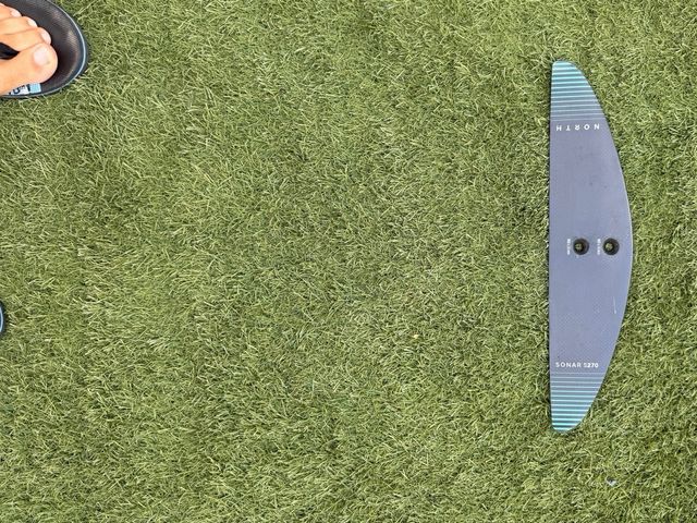 Foil North completo con alas de carbono