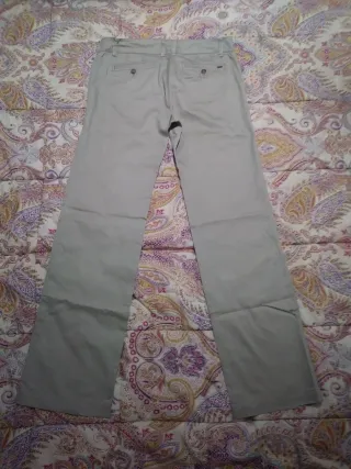 Pantalones beige Mango