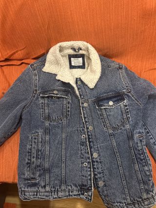 Chaqueta vaquera Bershka forrada