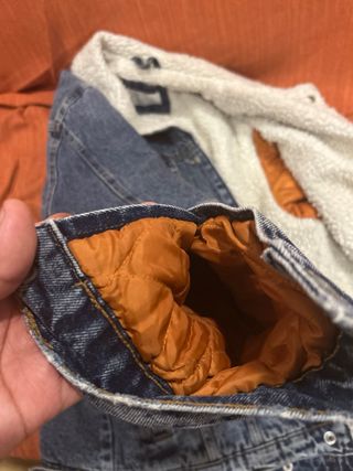 Chaqueta vaquera Bershka forrada