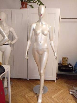 Manichino donna bianco perlato