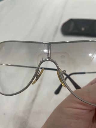 Gafas Ray-Ban Plata y Negro. 
