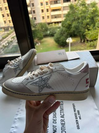 Zapatillas Golden Goose Blancas y Plateadas