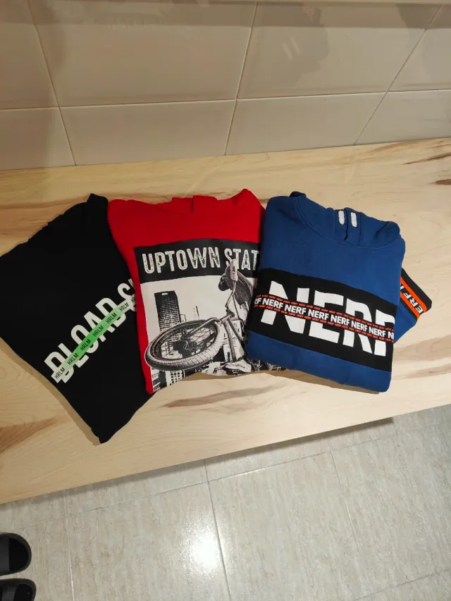 Tres sudaderas chico con capucha.Talla 170-176 cm