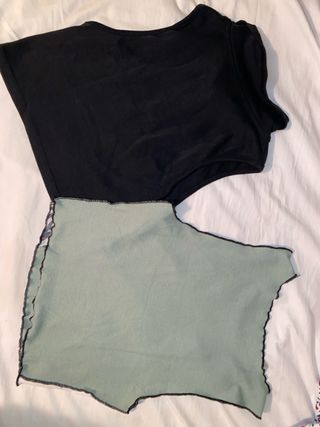 Lote 2 Camisetas Negro y Multicolor