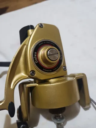 Carrete de pesca Daiwa GS9 Dorado
