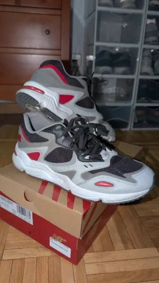 New Balance ML426LD1 Gris Rojo 45.5
