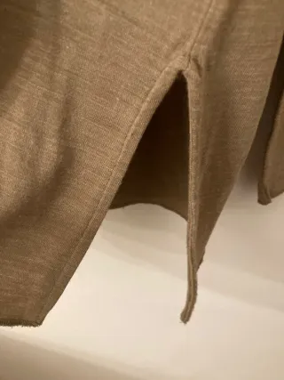 Jersey Zara cuello alto marrón