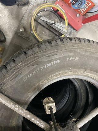 Neumáticos Cooper 245/70 R16