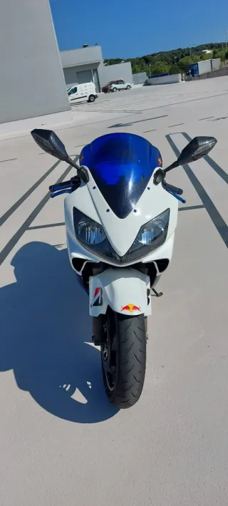 Honda CBR F Sport F4i