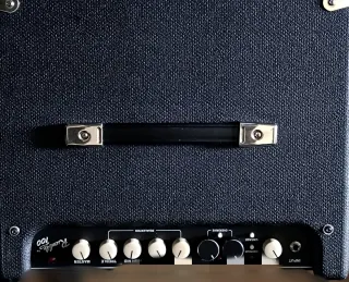 Fender Rumble 100 Amplificador Bajo