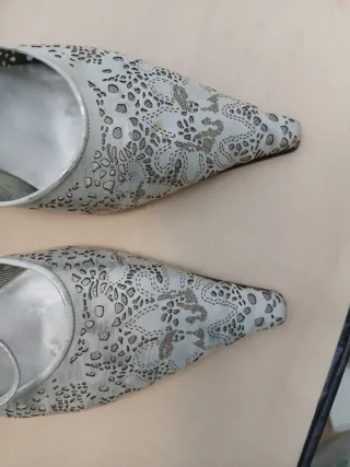 Zapatos plateados LODI