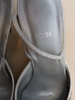 Zapatos plateados LODI