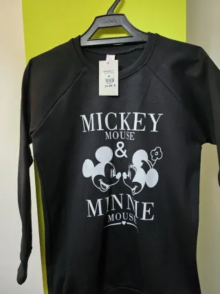 6 ARTÍCULOS CON ETIQUETA.Sudaderas y camisetas.T/M