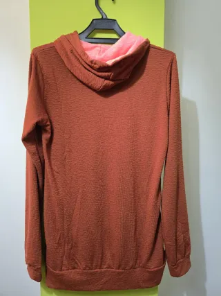 6 ARTÍCULOS CON ETIQUETA.Sudaderas y camisetas.T/M