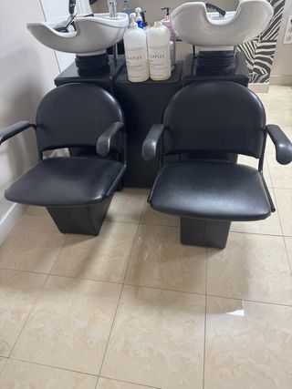 Lavacabezas doble en buen estado.