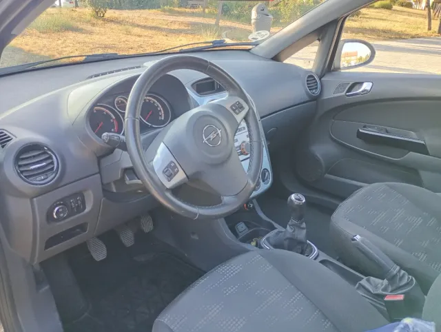Opel Corsa 2011