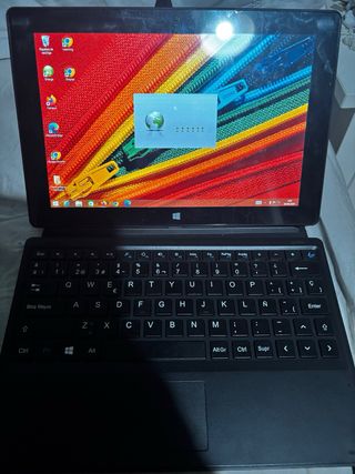 Tablet Vexia Portablet Plus con teclado 
