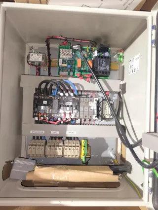 BM80A Conmutador Automático Grupo Electrógeno