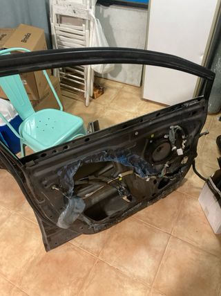 Puerta Delantera Izquierda Toyota Corolla Verso