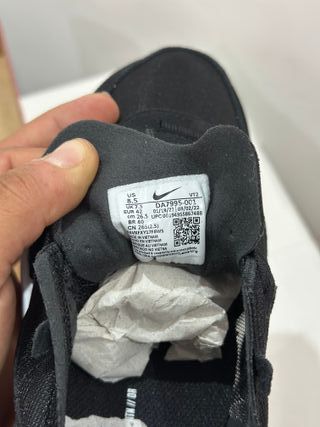 Zapatillas Nike Negras y Blancas