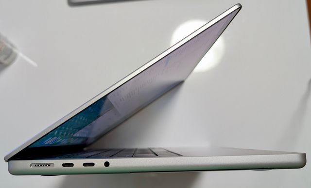 Apple Macbook Pro 14" M4 Pro 512GB 24GB AppleCare+