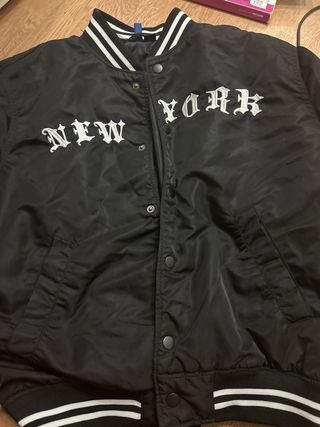 Chaqueta H&M New York Negra