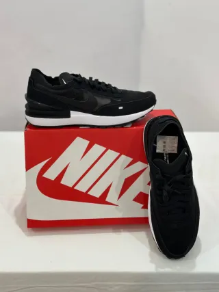 Zapatillas Nike Negras y Blancas