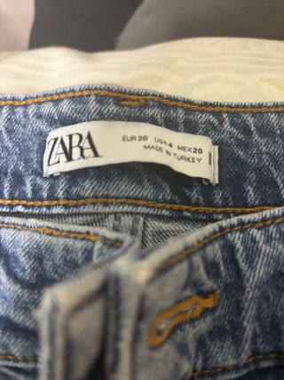 Pantalón vaquero Zara Talla S