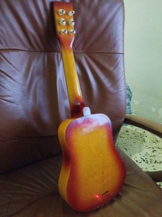 Guitarra clásica infantil