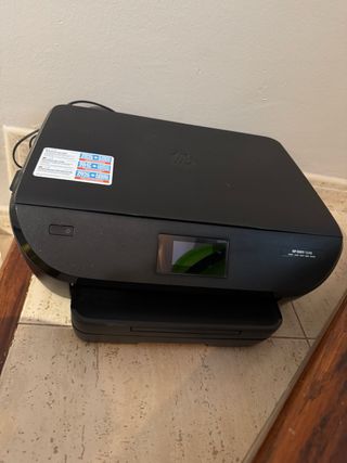 Impresora HP Envy 5548 con escáner