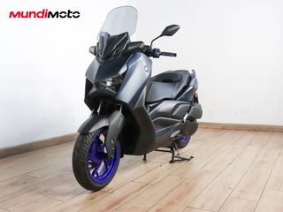YAMAHA X-MAX 300 