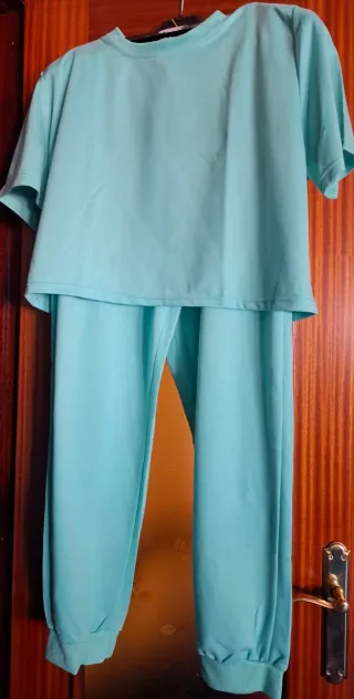 Conjunto chándal verde agua