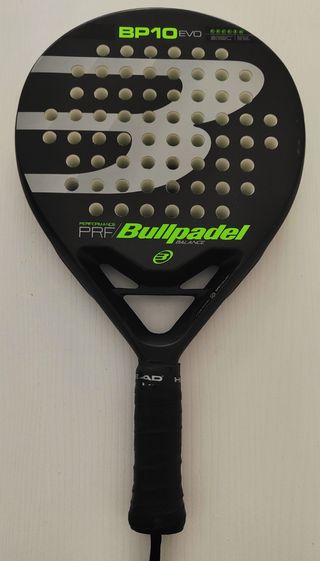 Pala de pádel Bullpadel BP10 EVO reparada 