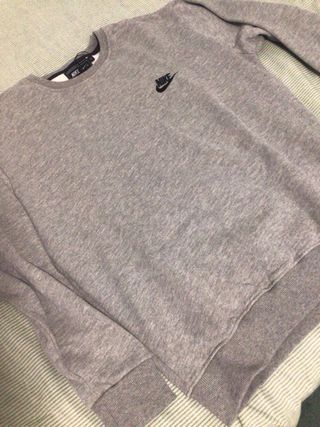 Sudadera Nike Gris