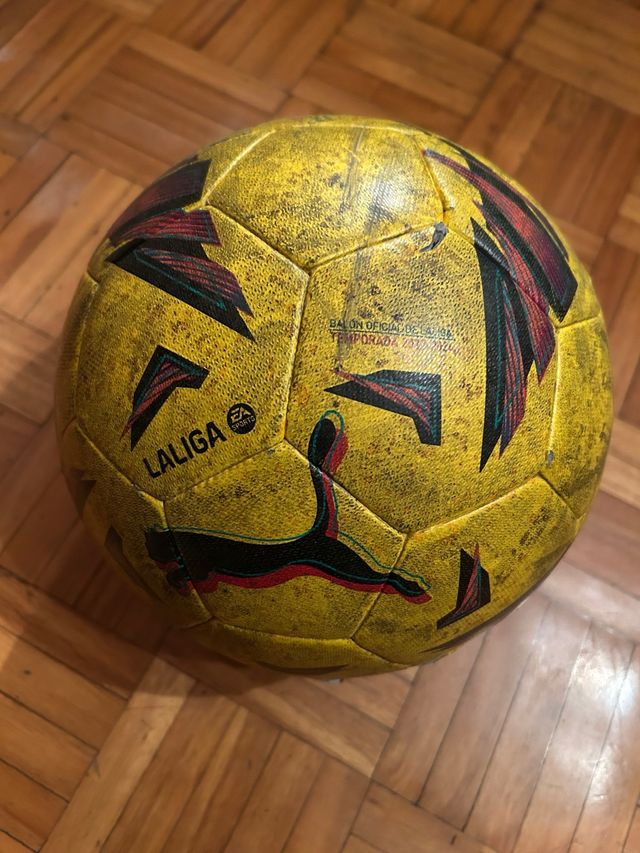 Vendo balón Fútbol Puma. Núm 5